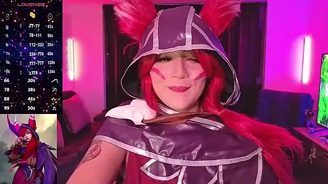 Snapshot of cutesarah_ chatting on 10-18-25, 01:30 cutesarah  online show from 10-18-25, 01:30