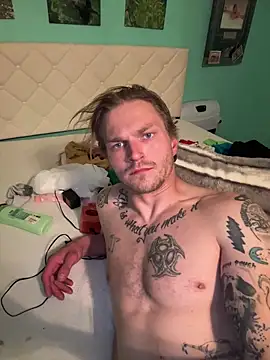 Snapshot of Lowerbottomboi chatting on 02-28-25, 11:03 Lowerbottomboi online show from 02-28-25, 11:03