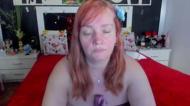 Snapshot of SinFulTitsDD chatting on 02-12-25, 10:59 SinFulTitsDD online show from 02-12-25, 10:59