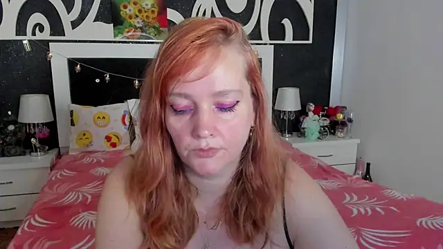 Snapshot of SinFulTitsDD chatting on 02-28-25, 09:12 SinFulTitsDD online show from 02-28-25, 09:12