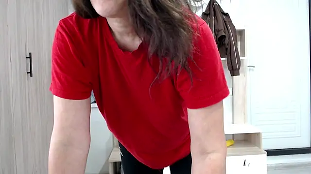 Snapshot of increible_della chatting on 06-29-26, 10:26 increible della online show from 06-29-26, 10:26