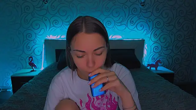 AlexaBarkley online show from 12-06-24, 06:26