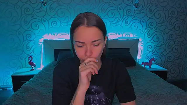 AlexaBarkley online show from 12-10-24, 06:22