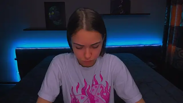 AlexaBarkley online show from 01-27-25, 03:26