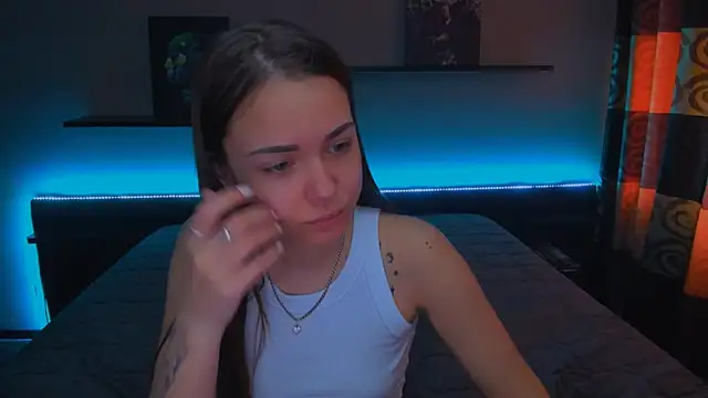 AlexaBarkley online show from 01-30-25, 03:22