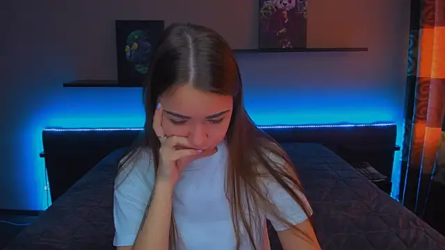 AlexaBarkley online show from 03-11-25, 03:16