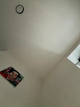 Snapshot of Catherinexxx chatting on 11-20-25, 07:41 Catherinexxx online show from 11-20-25, 07:41