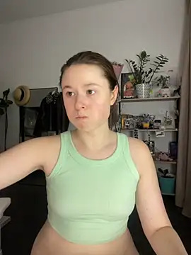 sweetest pie online show from 11-28-25, 09:50