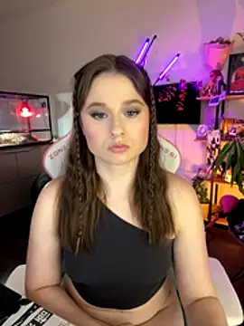 sweetest pie online show from 12-13-25, 07:53