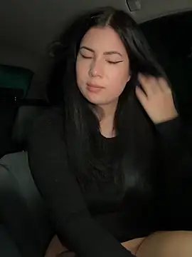 clairewntr online show from 12-26-24, 11:32