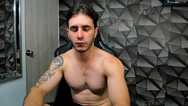 Latino stud4u online show from 12-20-25, 01:02