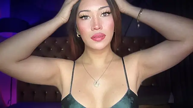 Snapshot of Jasmine_Elcock chatting on 09-17-25, 10:11 Jasmine Elcock online show from 09-17-25, 10:11