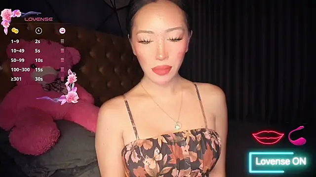 Snapshot of Jasmine_Elcock chatting on 02-02-26, 05:44 Jasmine Elcock online show from 02-02-26, 05:44