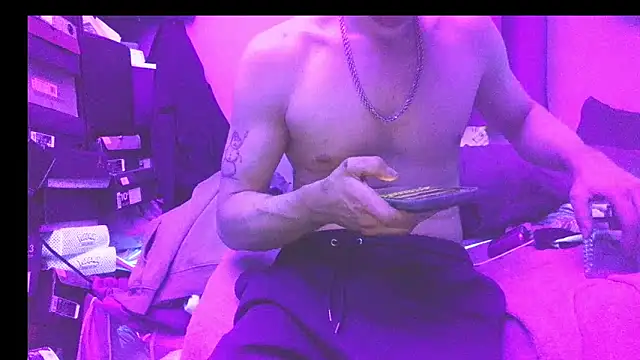 Cloudd Kingg Iceyyy online show from 05-15-26, 07:32