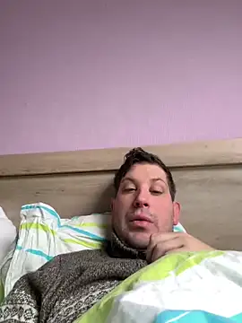 Snapshot of Taxidriver1988 chatting on 01-12-25, 12:12 Taxidriver1988 online show from 01-12-25, 12:12