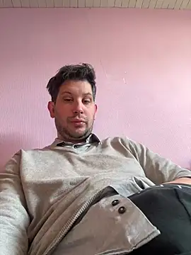 Snapshot of Taxidriver1988 chatting on 01-13-25, 12:45 Taxidriver1988 online show from 01-13-25, 12:45