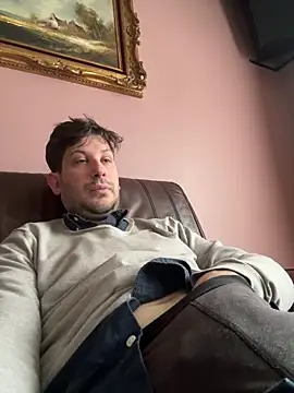 Snapshot of Taxidriver1988 chatting on 01-15-25, 09:45 Taxidriver1988 online show from 01-15-25, 09:45