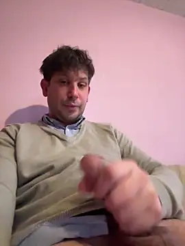 Snapshot of Taxidriver1988 chatting on 02-13-25, 04:50 Taxidriver1988 online show from 02-13-25, 04:50