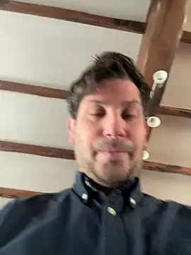 Snapshot of Taxidriver1988 chatting on 02-25-25, 03:49 Taxidriver1988 online show from 02-25-25, 03:49