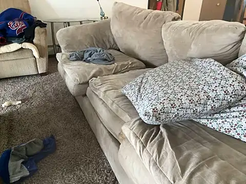 Snapshot of Dannyboybk chatting on 02-06-25, 09:06 Dannyboybk online show from 02-06-25, 09:06