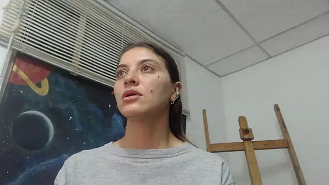 Snapshot of mariecam420 chatting on 06-15-26, 10:39 mariecam420 online show from 06-15-26, 10:39
