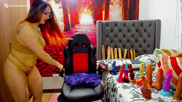 Snapshot of sofia23dirty chatting on 01-18-25, 02:02 sofia23dirty online show from 01-18-25, 02:02