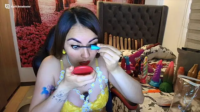 Snapshot of sofia23dirty chatting on 09-26-25, 01:15 sofia23dirty online show from 09-26-25, 01:15