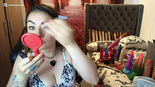 Snapshot of sofia23dirty chatting on 10-17-25, 08:11 sofia23dirty online show from 10-17-25, 08:11