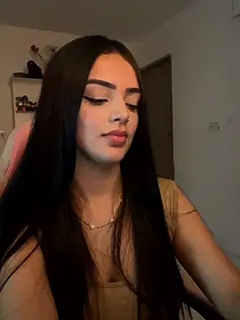 Snapshot of anniehart chatting on 01-16-26, 01:31 anniehart online show from 01-16-26, 01:31