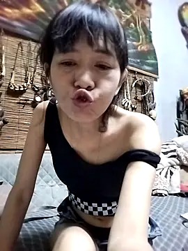 Snapshot of Little_suzy5 chatting on 07-11-26, 09:49 Little suzy5 online show from 07-11-26, 09:49