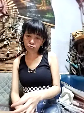 Snapshot of Little_suzy5 chatting on 07-14-26, 06:24 Little suzy5 online show from 07-14-26, 06:24