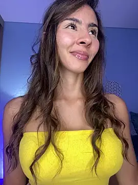 Snapshot of RouseColins chatting on 01-19-25, 11:21 RouseColins online show from 01-19-25, 11:21