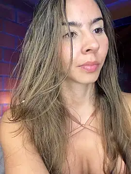 Snapshot of RouseColins chatting on 03-18-25, 01:53 RouseColins online show from 03-18-25, 01:53