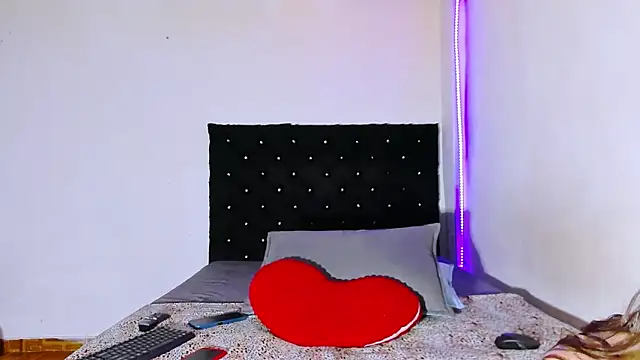 valen colombian69 online show from 04-19-26, 07:40