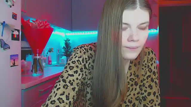 Snapshot of Klementa chatting on 12-11-24, 02:44 Klementa online show from 12-11-24, 02:44