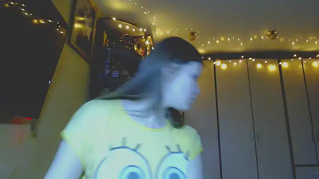 Snapshot of Klementa chatting on 12-13-24, 06:05 Klementa online show from 12-13-24, 06:05