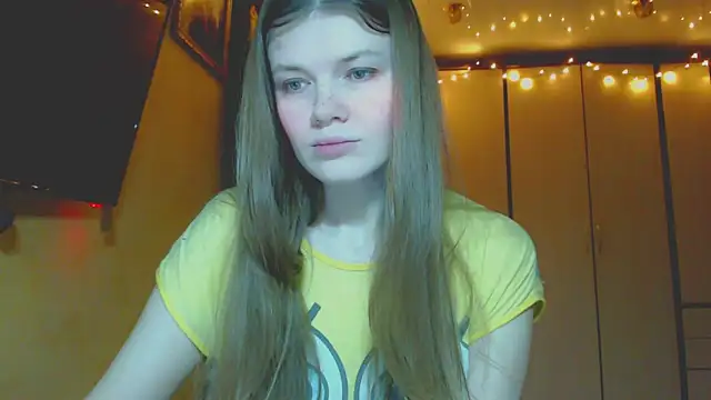 Snapshot of Klementa chatting on 12-13-24, 09:09 Klementa online show from 12-13-24, 09:09