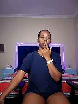 QUEENMANDYY online show from 03-20-26, 03:33