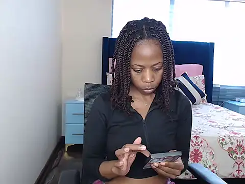 QUEENMANDYY online show from 05-26-26, 06:31