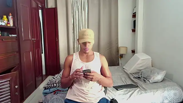 Snapshot of Jhon_wich chatting on 05-18-26, 03:51 Jhon wich online show from 05-18-26, 03:51