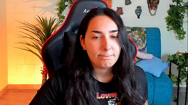 Snapshot of CeceliaJohnson chatting on 01-31-25, 08:11 CeceliaJohnson online show from 01-31-25, 08:11