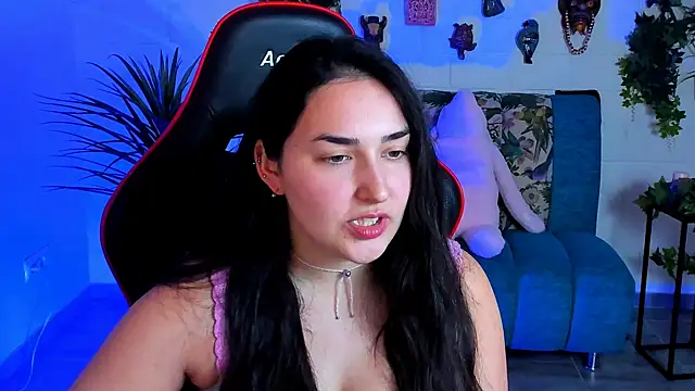 Snapshot of CeceliaJohnson chatting on 03-20-25, 11:16 CeceliaJohnson online show from 03-20-25, 11:16