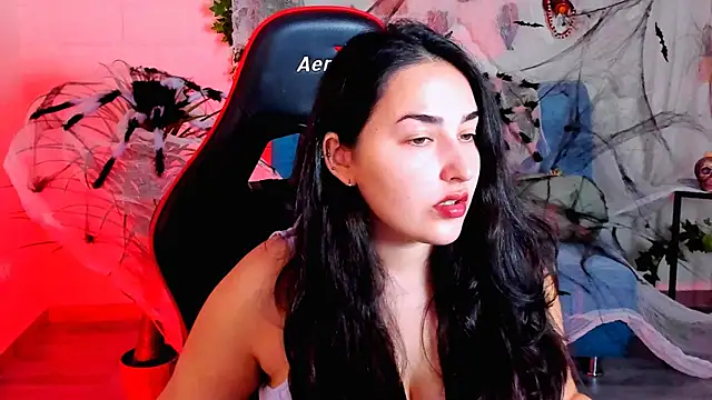 Snapshot of CeceliaJohnson chatting on 10-22-25, 08:36 CeceliaJohnson online show from 10-22-25, 08:36