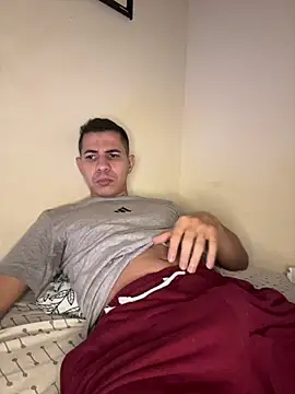 Snapshot of steven_clain chatting on 10-27-25, 11:41 steven clain online show from 10-27-25, 11:41