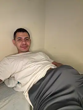 Snapshot of steven_clain chatting on 11-02-25, 04:20 steven clain online show from 11-02-25, 04:20