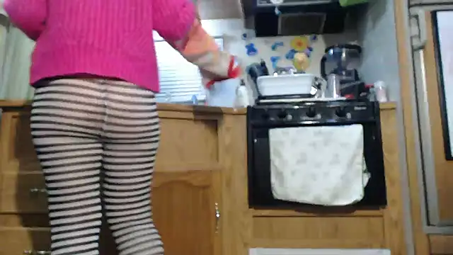 sexyinpantyhose online show from 12-07-24, 08:44