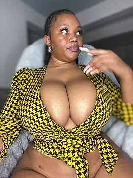 Hyra Ari online show from 02-13-26, 06:26