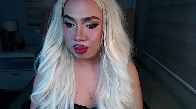 RebecaNextToYou online show from 02-28-25, 08:28