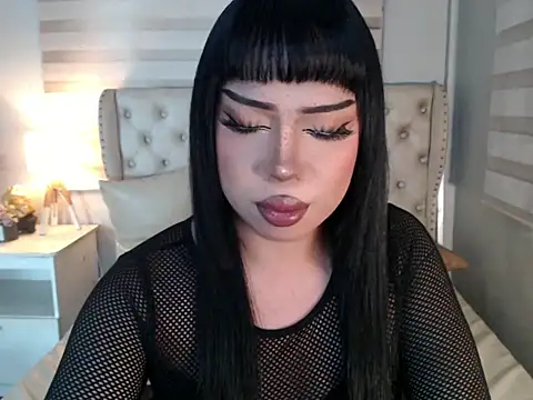 Snapshot of RebecaNextToYou chatting on 06-04-26, 05:19 RebecaNextToYou online show from 06-04-26, 05:19