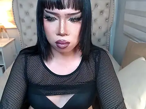 Snapshot of RebecaNextToYou chatting on 06-06-26, 04:55 RebecaNextToYou online show from 06-06-26, 04:55
